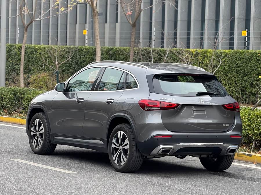 Mercedes-Benz GLA Class 2023 #5 Mercedes-Benz GLA Class 2023 car image #5