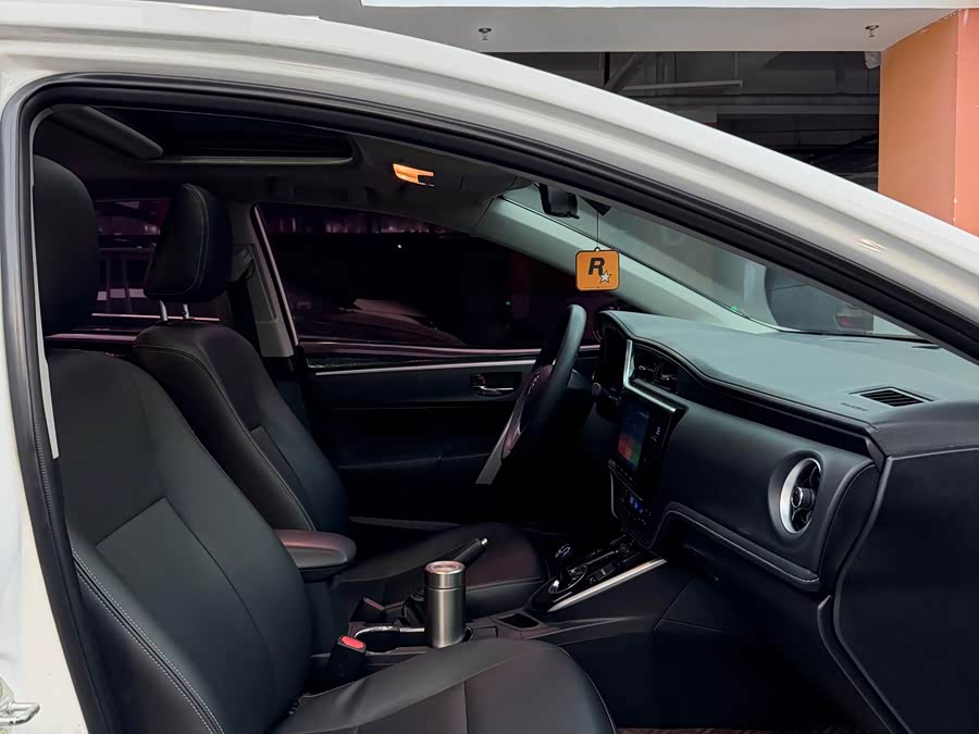 Toyota Corolla Hybird E+ 2020 immagine di auto #5