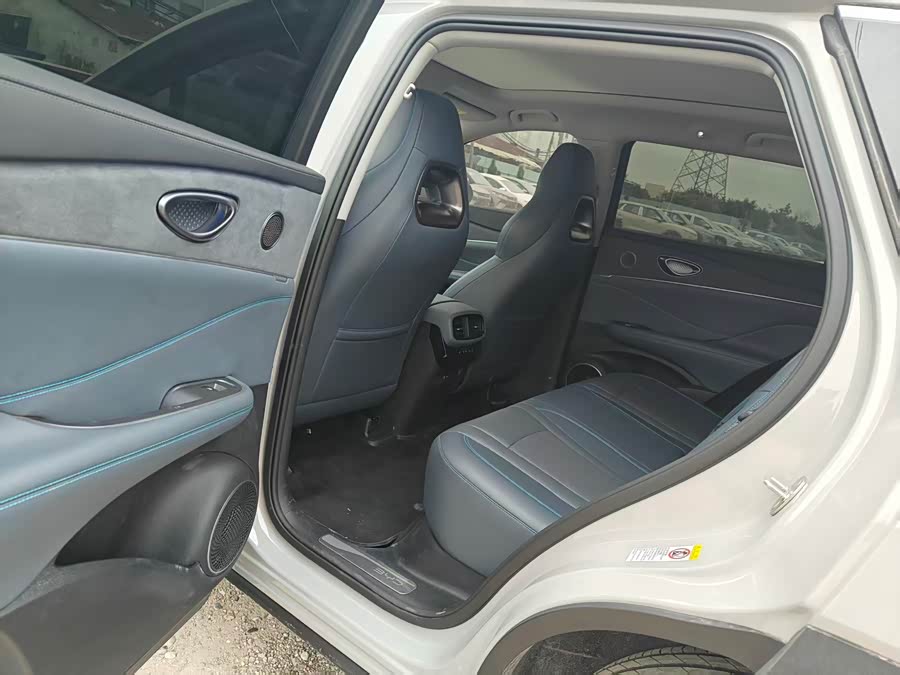 BYD Sea Lion 07 DM-i 2025 car image #5