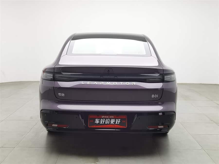 零跑汽车 零跑B01 2025 汽车图片 #5