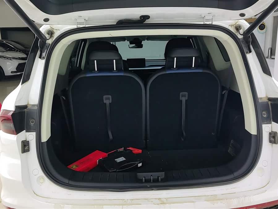 Livan 9 2024 изображение автомобиля #5