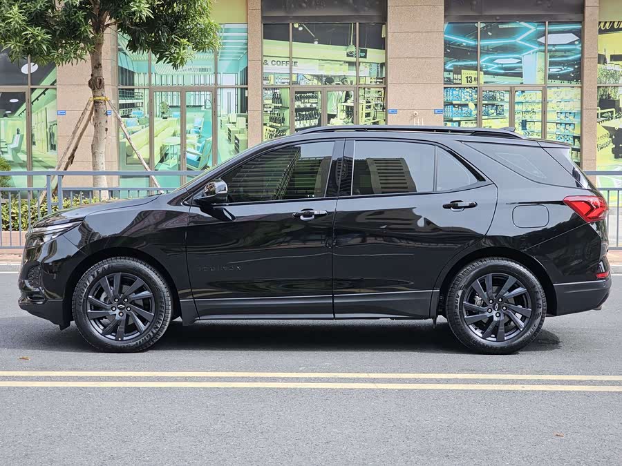 Chevrolet Equinox 2023 car image #5