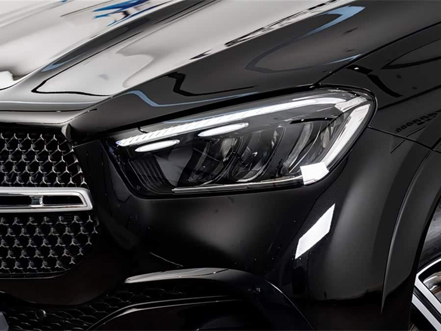 Mercedes-Benz GLE Class 2025 car image #5