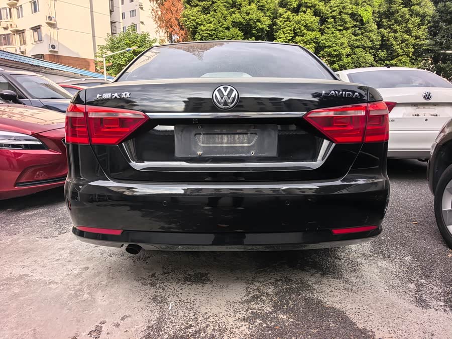 Volkswagen Lavida 2014 car image #5