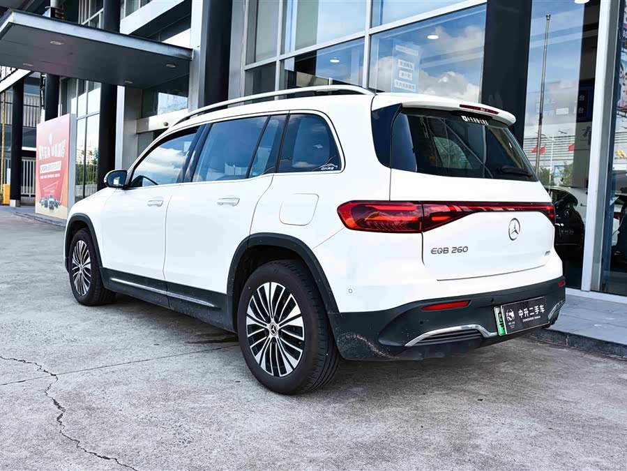 Mercedes-Benz EQB Class 2025 #5 Mercedes-Benz EQB Class 2025 car image #5