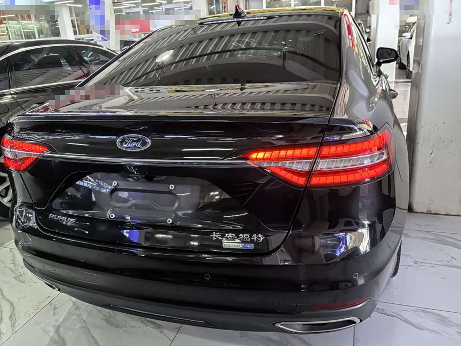 Ford Taurus 2019 car image #5