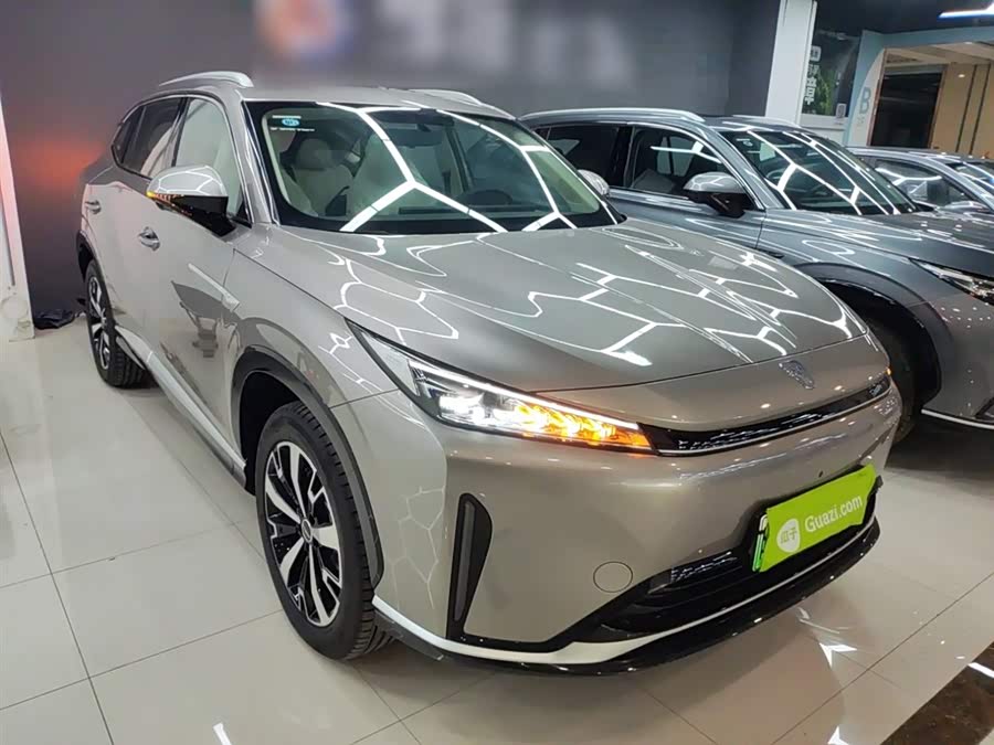 Roewe D5X DMH 2025 car image #5