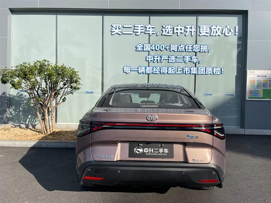 Toyota bZ3 2023 #5 Toyota bZ3 2023 immagine di auto #5