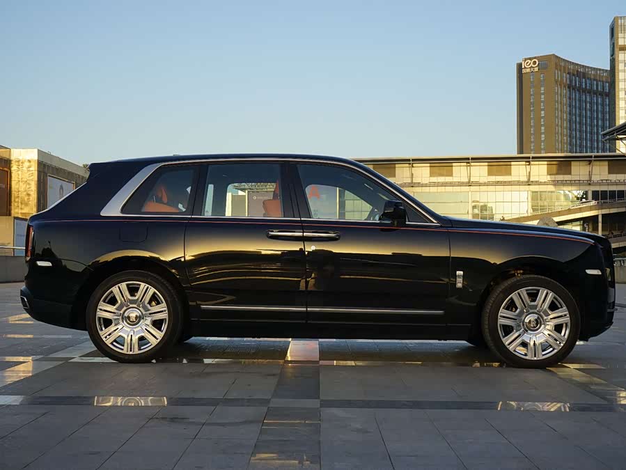 劳斯莱斯 库里南 2025 汽车图片 #5