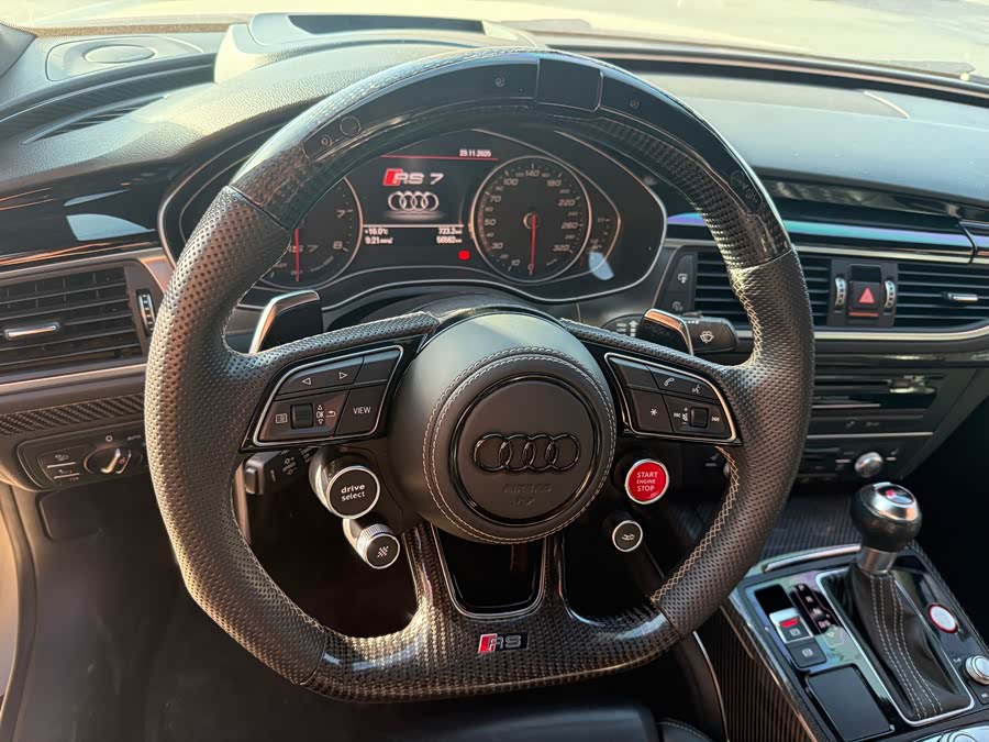 Audi RS 7 2019 car image #5