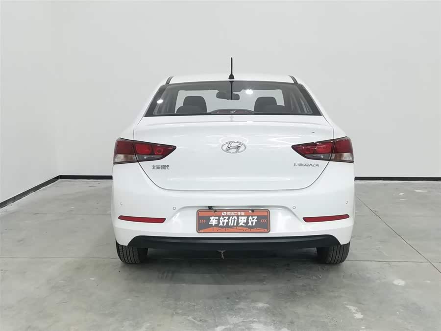 Hyundai Verna 2017 car image #5