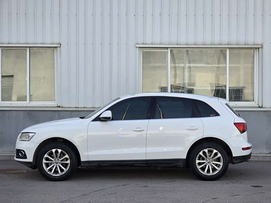 Audi Q5 2015 car image #5
