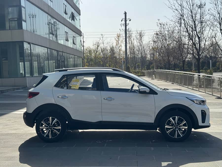 起亚 奕跑 2025 汽车图片 #5