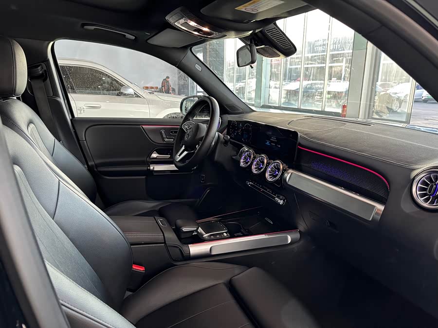 Mercedes-Benz EQB Class 2023 #5 Mercedes-Benz EQB Class 2023 car image #5