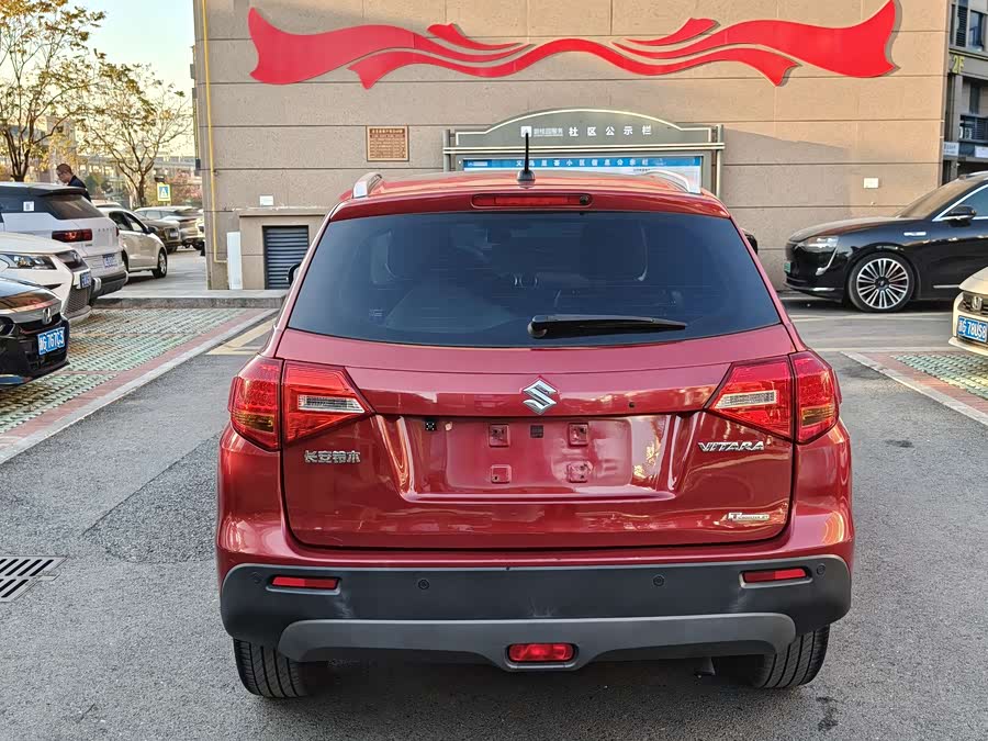 Suzuki Vitara 2015 car image #5
