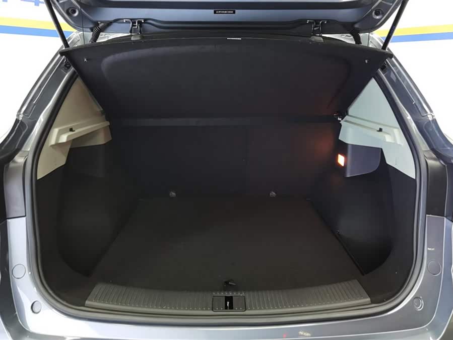 Roewe RX3 2022 car image #5