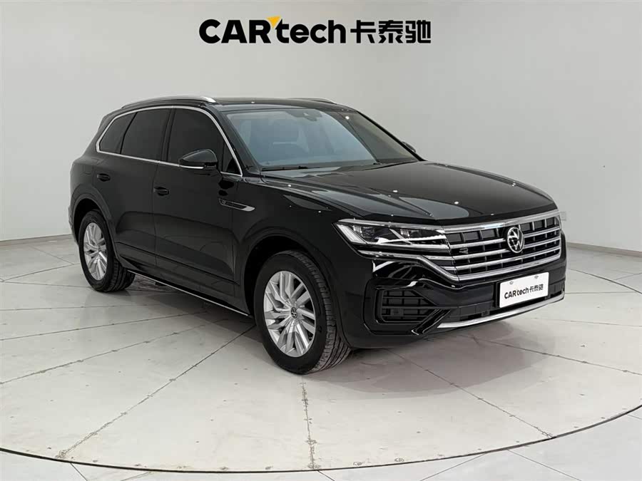 Volkswagen Touareg 2023 immagine di auto #5