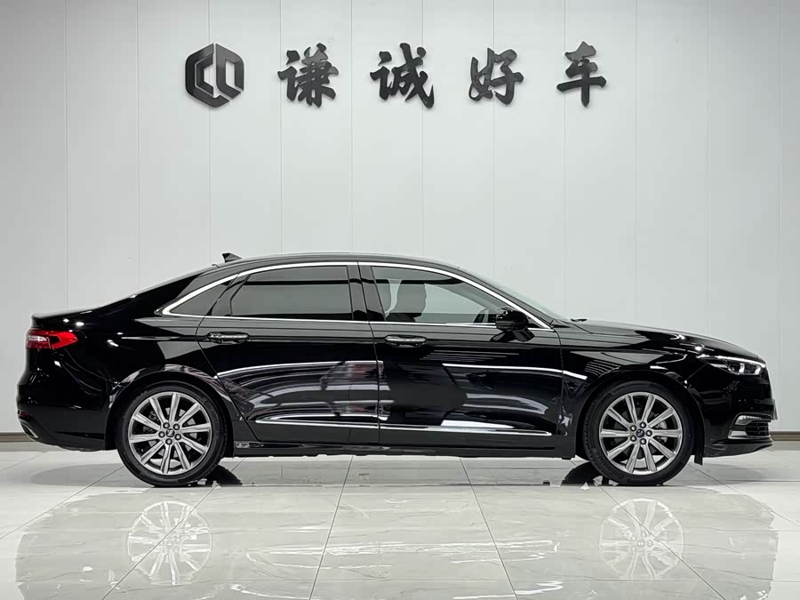 Ford Taurus 2021 car image #5