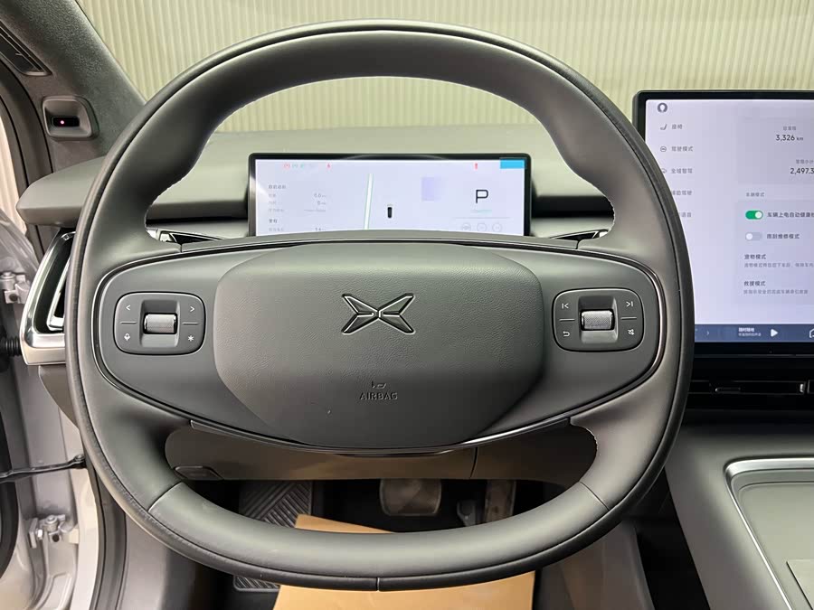 Xpeng P7+ 2025 car image #5