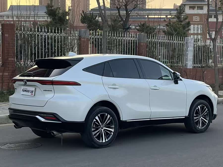 Toyota Venza 2022 immagine di auto #5