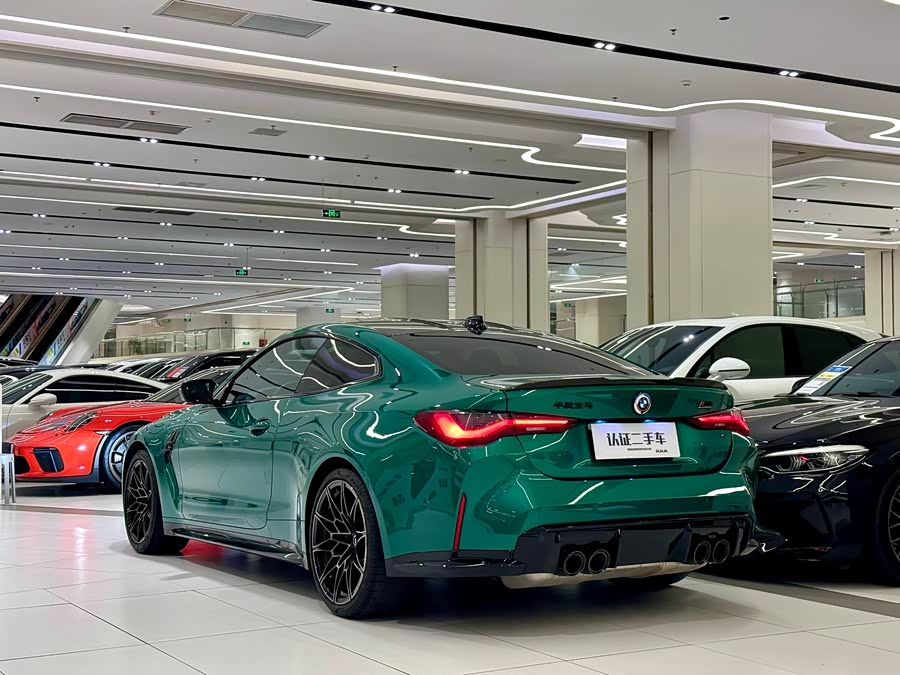 BMW M4 2023 car image #5