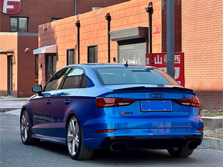 奥迪 奥迪RS 3 2018 汽车图片 #5