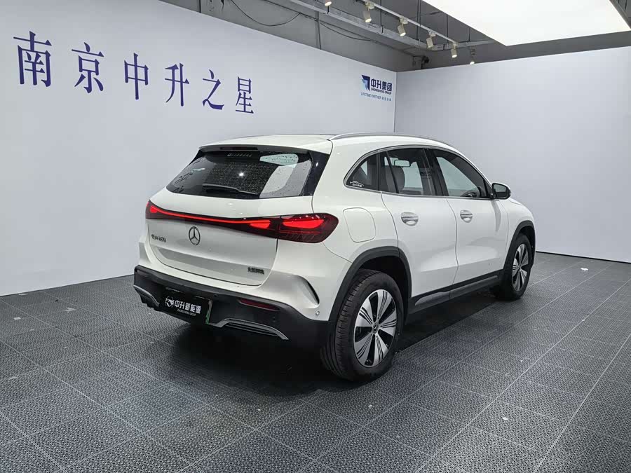 Mercedes-Benz EQA Class 2025 صورة سيارة #5