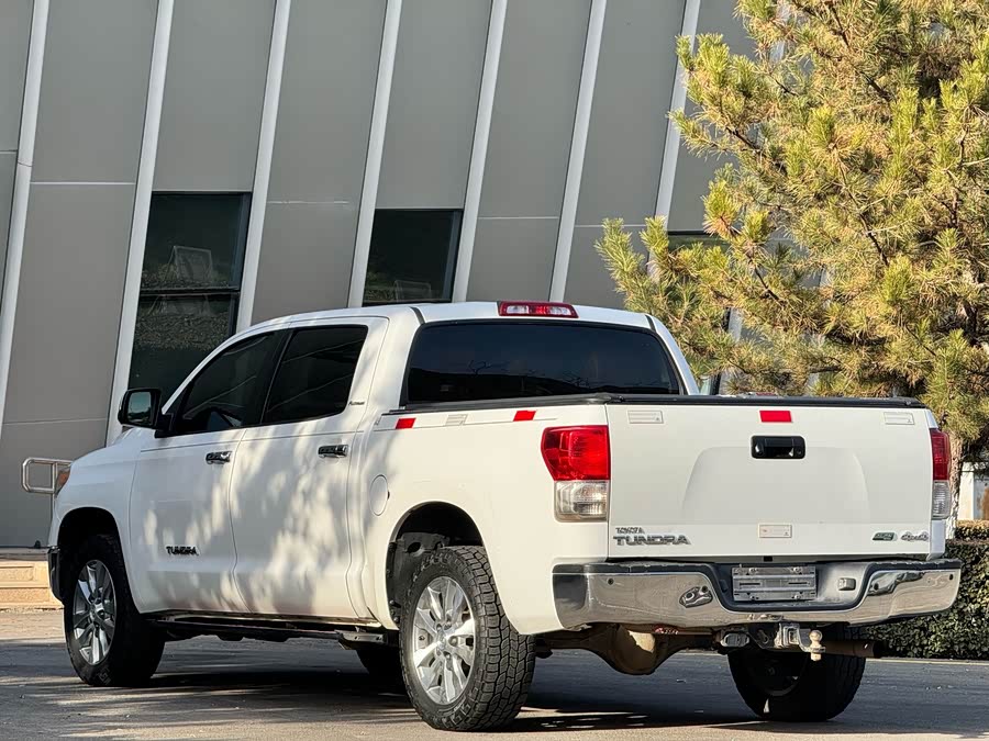 Toyota Tundra 2014 immagine di auto #5
