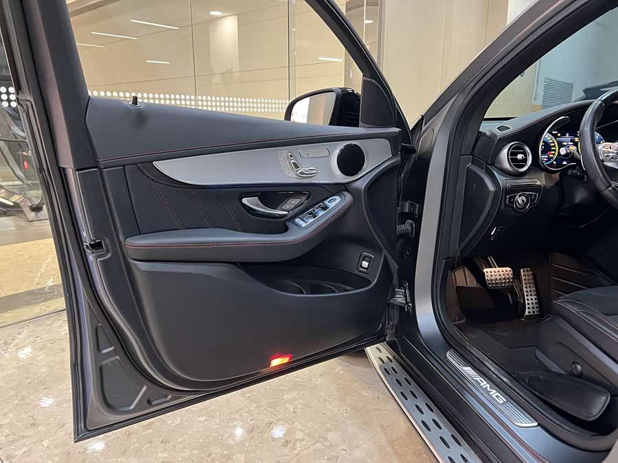 Mercedes-Benz GLC Coupe AMG 2021 صورة سيارة #5