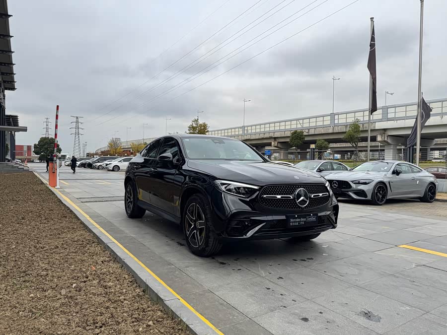 Mercedes-Benz GLC Coupe 2024 #5 Mercedes-Benz GLC Coupe 2024 صورة سيارة #5