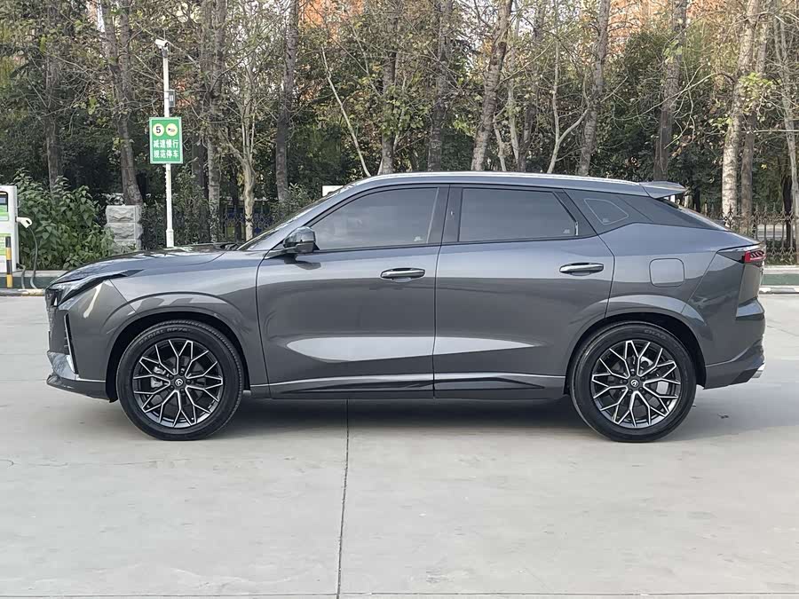 Changan UNI-Z 2024 #5 Changan UNI-Z 2024 car image #5