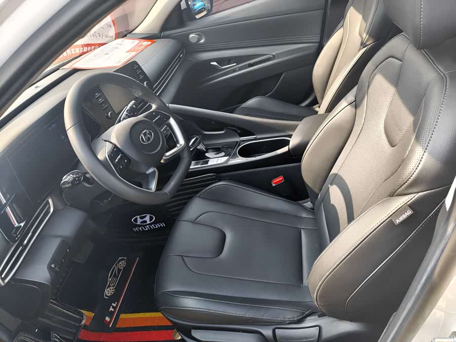 Hyundai Elantra 2021 car image #5
