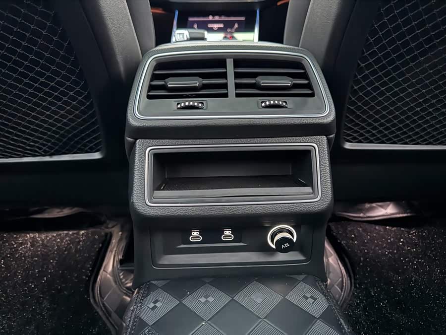 Audi A6L 2023 car image #5