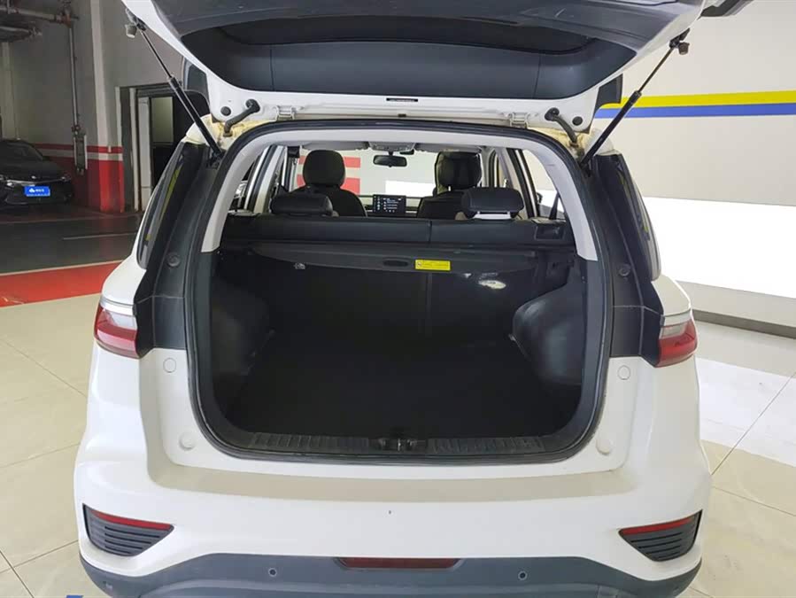 GEELY Vision X6 2019 car image #5