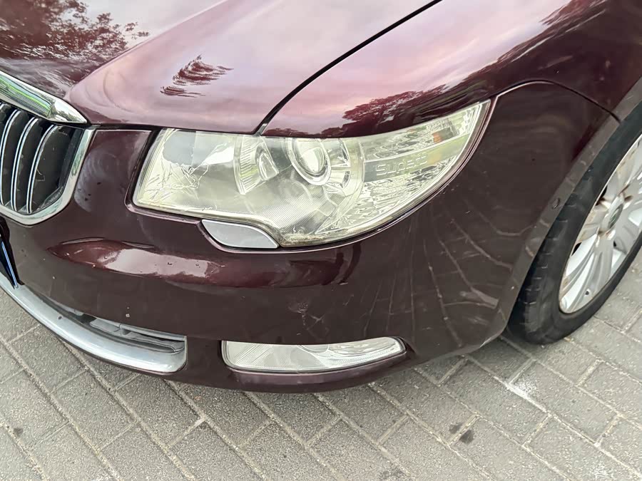 Skoda Superb 2012 image de voiture #5