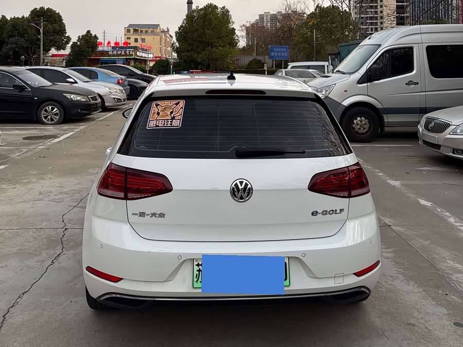 Volkswagen Golf Pure Electric 2020 car image #5