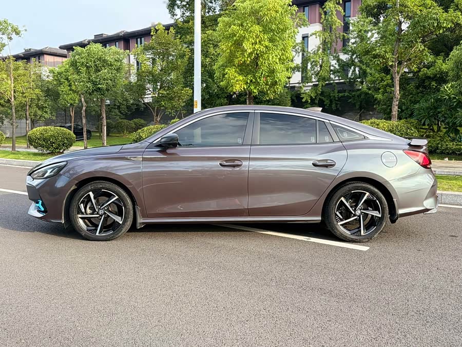 MG 5 2021 car image #5