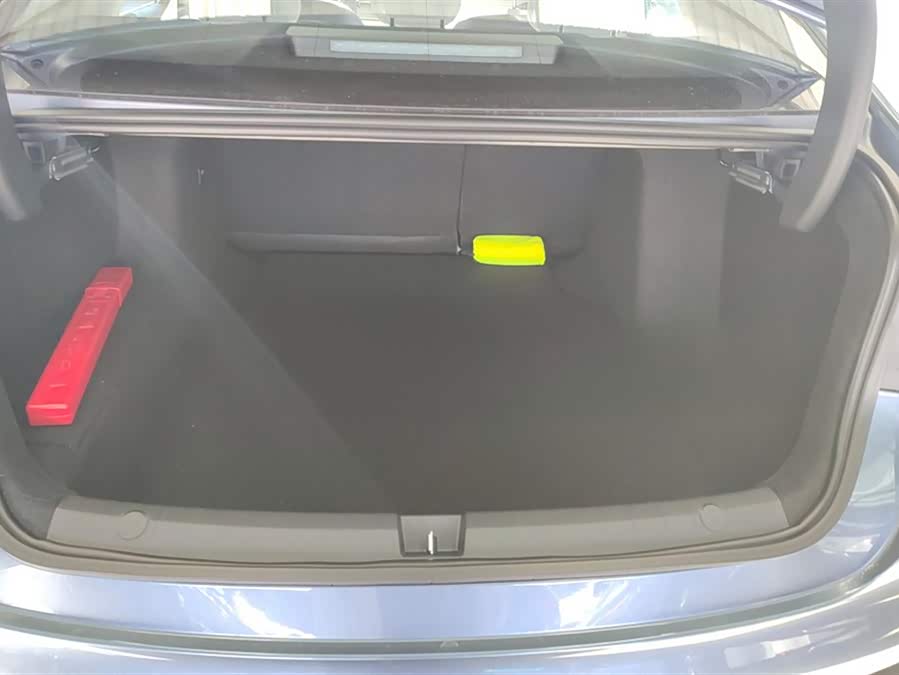 BYD Seal 05 DM-i 2025 car image #5