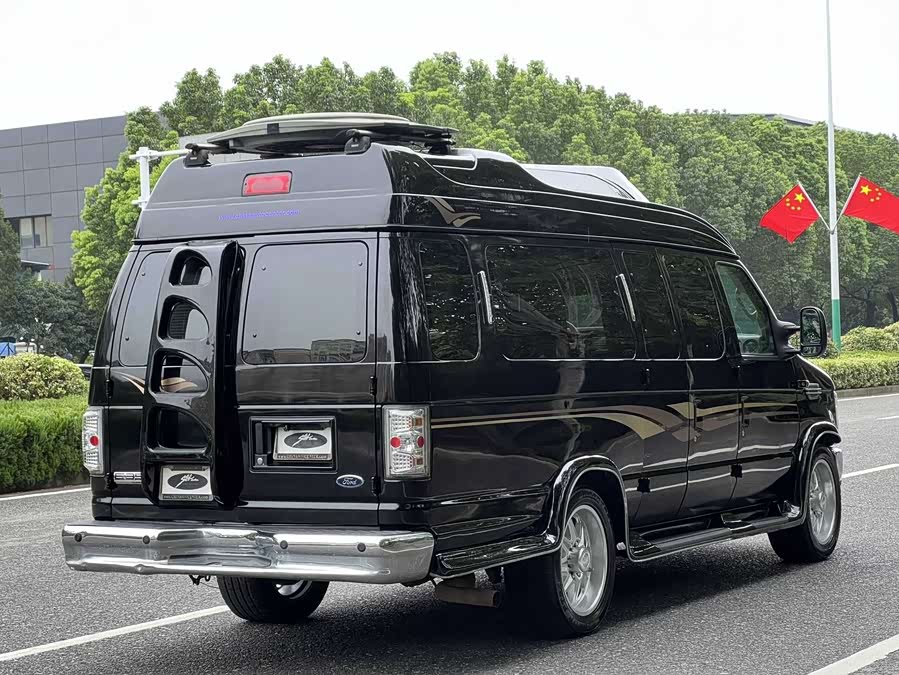 Ford E350 2010 imagen de coche #5