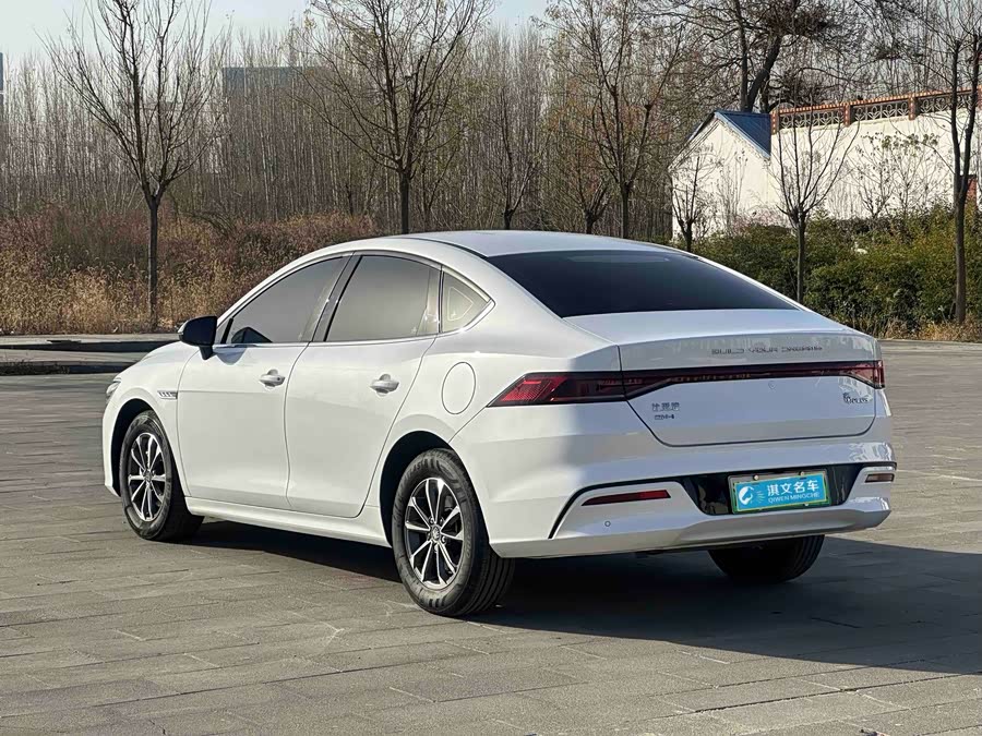 BYD Qin Plus 2023 #5 BYD Qin Plus 2023 car image #5