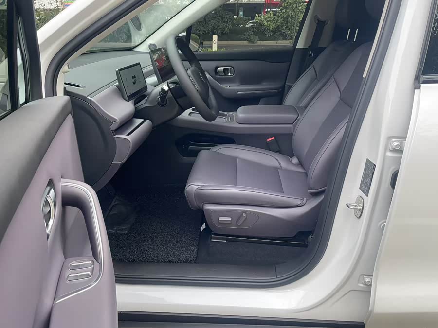 零跑汽车 零跑C10 2024 汽车图片 #5