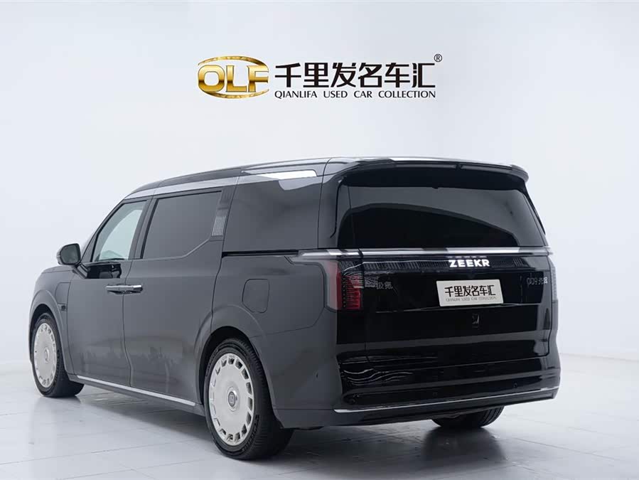 极氪 极氪009 2024 汽车图片 #5