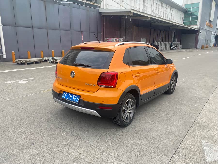 大众 Polo 2012 汽车图片 #5