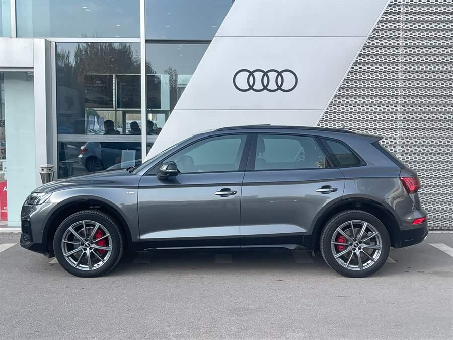 Audi Q5L 2022 car image #5