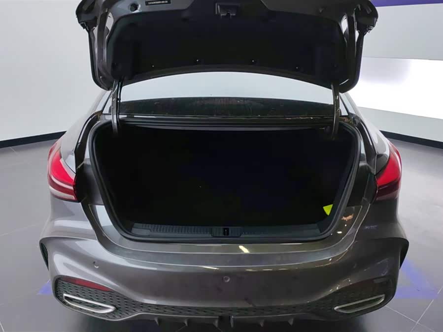 MG 5 2024 car image #5