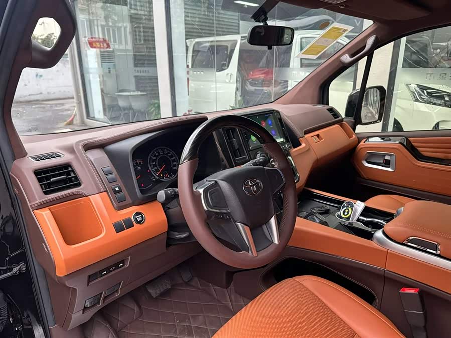 Toyota 2025 car image #5