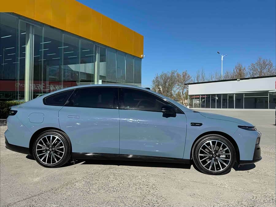 零跑汽车 零跑B01 2025 汽车图片 #5