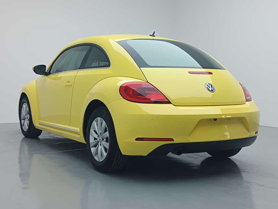Volkswagen Beetle 2015 immagine di auto #5