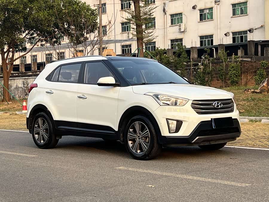 Hyundai ix25 2015 car image #5