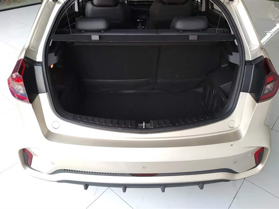 GEELY Vision X3 2022 car image #5